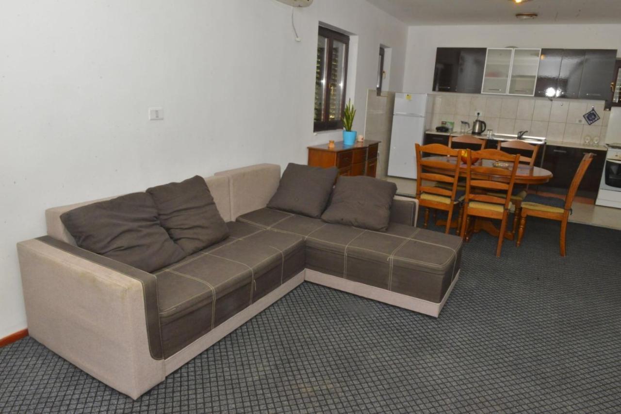 D Apartment Kotor Extérieur photo