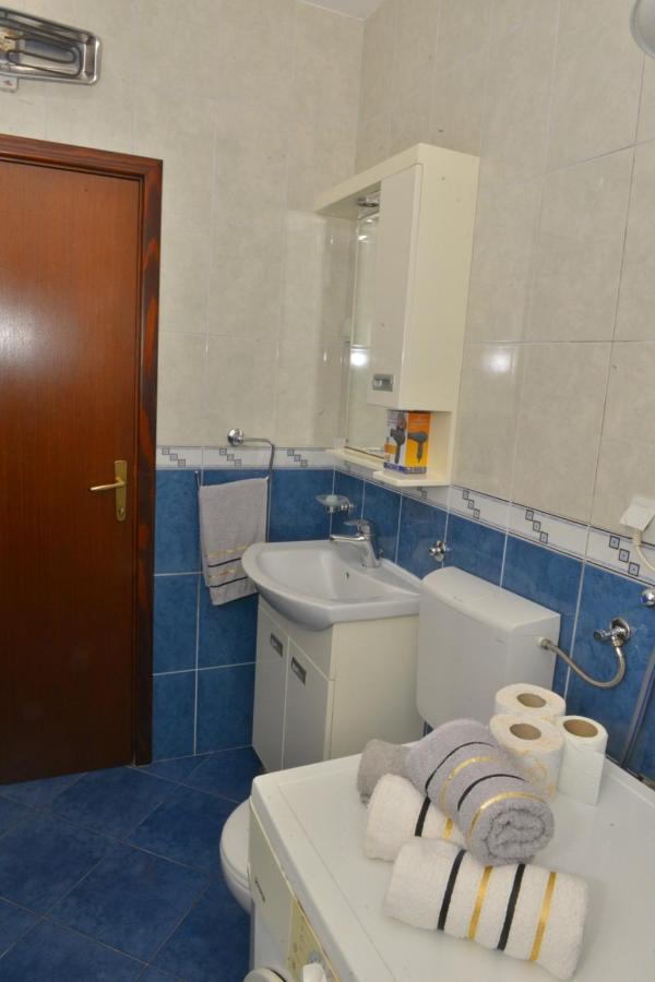D Apartment Kotor Extérieur photo