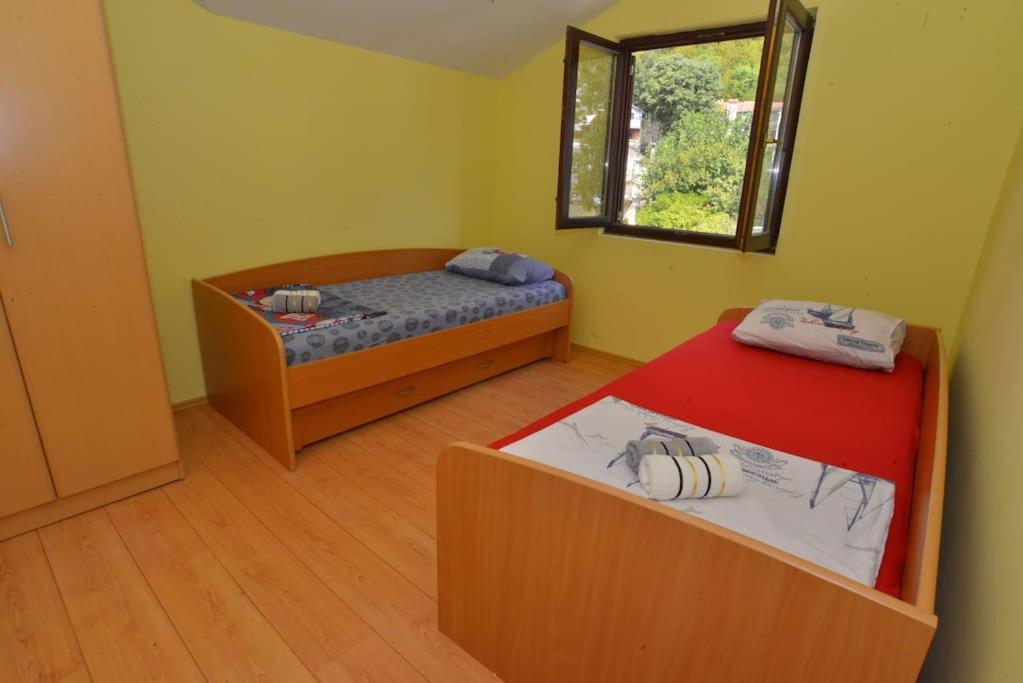 D Apartment Kotor Extérieur photo