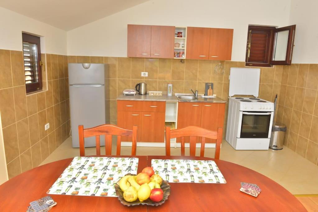 D Apartment Kotor Extérieur photo