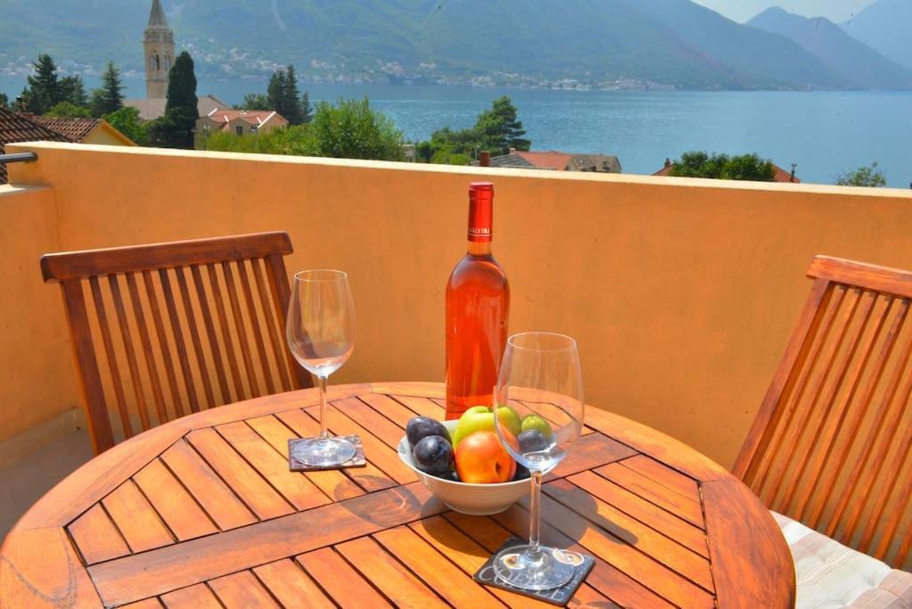 D Apartment Kotor Extérieur photo