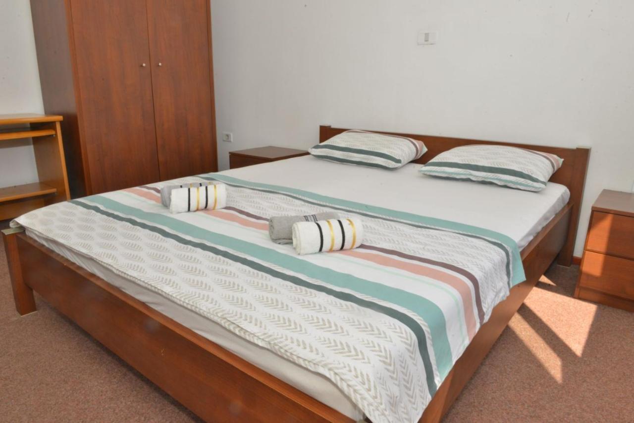 D Apartment Kotor Extérieur photo