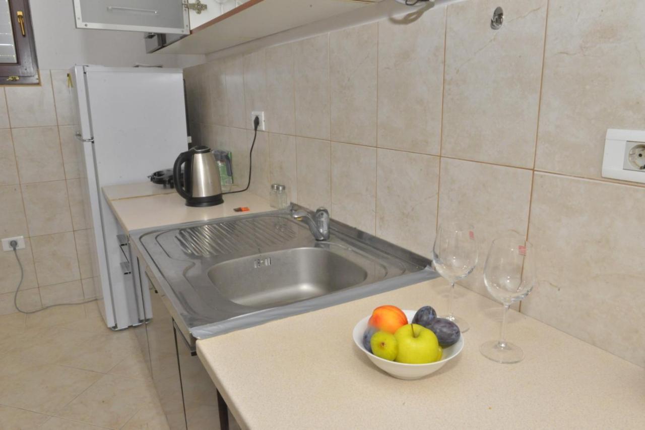 D Apartment Kotor Extérieur photo